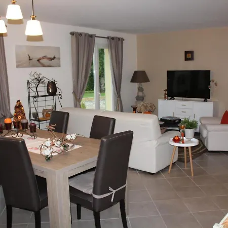 Maison De Charme Avec Jardin Clos Et Animaux Admis, - Fr-1-616-110 Prázdninový dům *