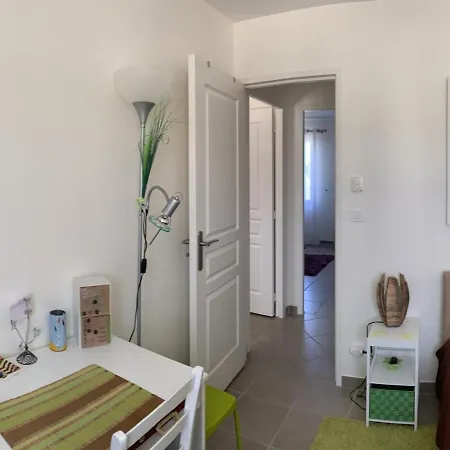 Дом отдыха Maison De Charme Avec Jardin Clos Et Animaux Admis, - Fr-1-616-110 *