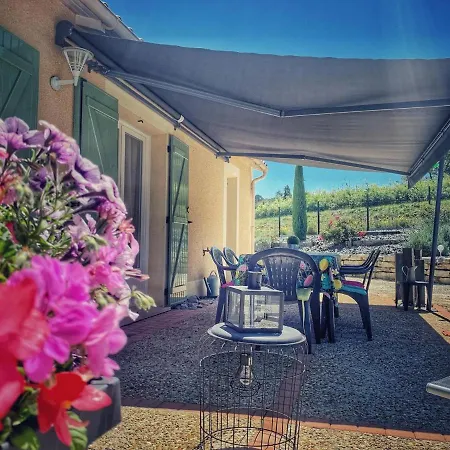 Maison De Charme Avec Jardin Clos Et Animaux Admis, - Fr-1-616-110 Prázdninový dům Neuvic (Dordogne)