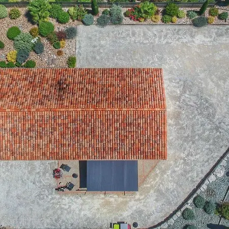 Maison De Charme Avec Jardin Clos Et Animaux Admis, - Fr-1-616-110 Neuvic (Dordogne)